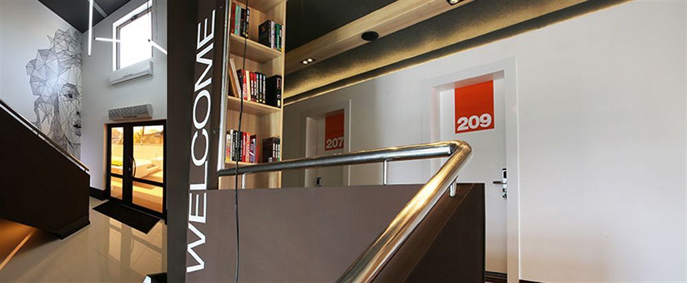 比什凯克弗图罗酒店 外观 照片